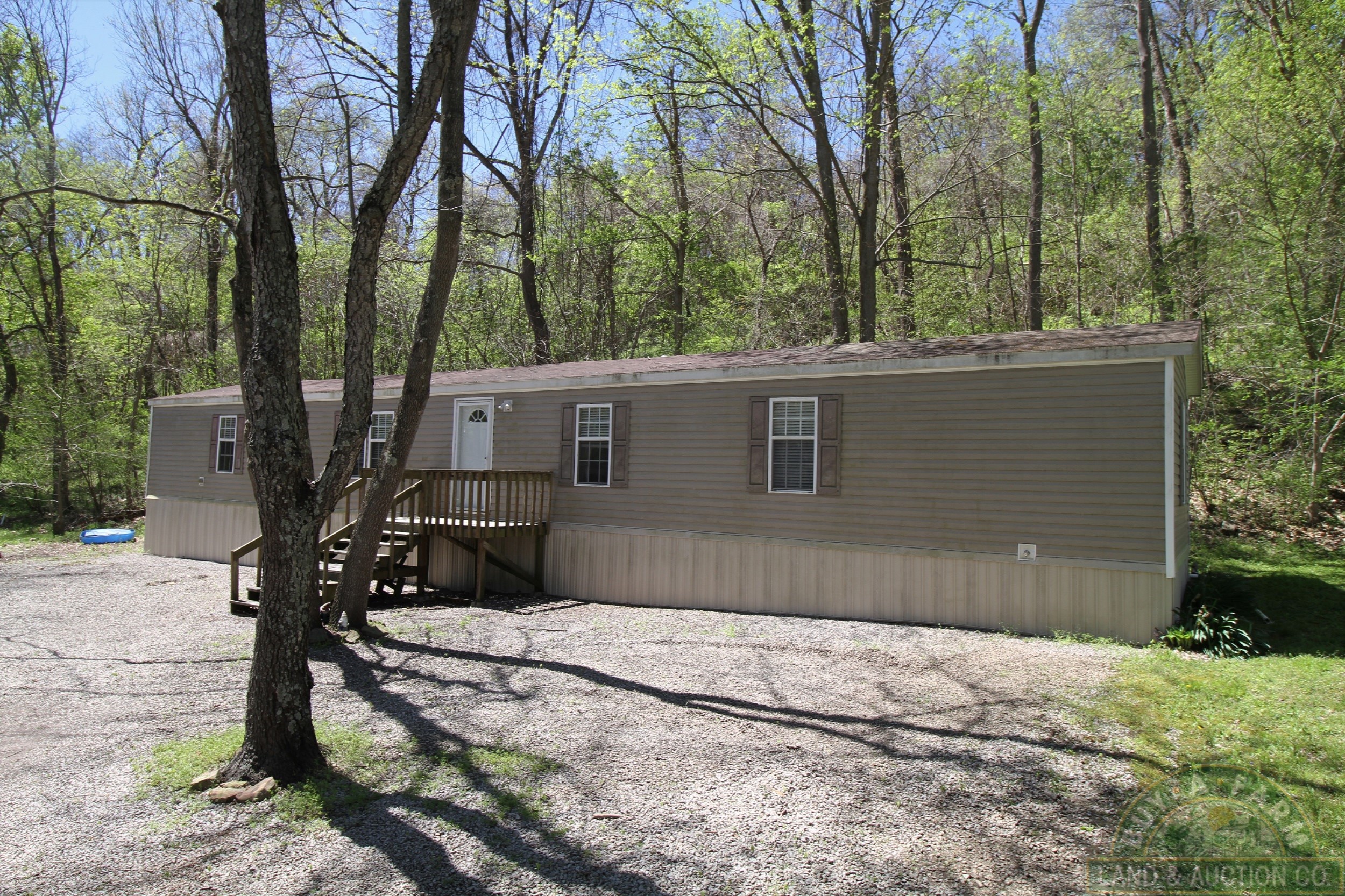 9 Buy A Farm Land and Auction Company