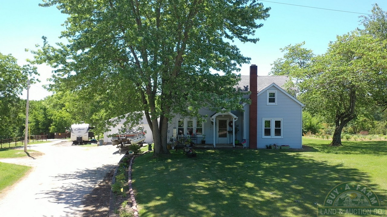 Farm House (1) - Buy A Farm Land and Auction Company