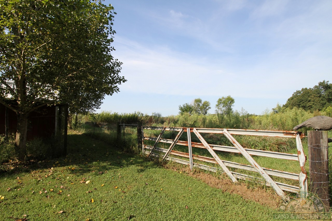 42 Buy A Farm Land and Auction Company